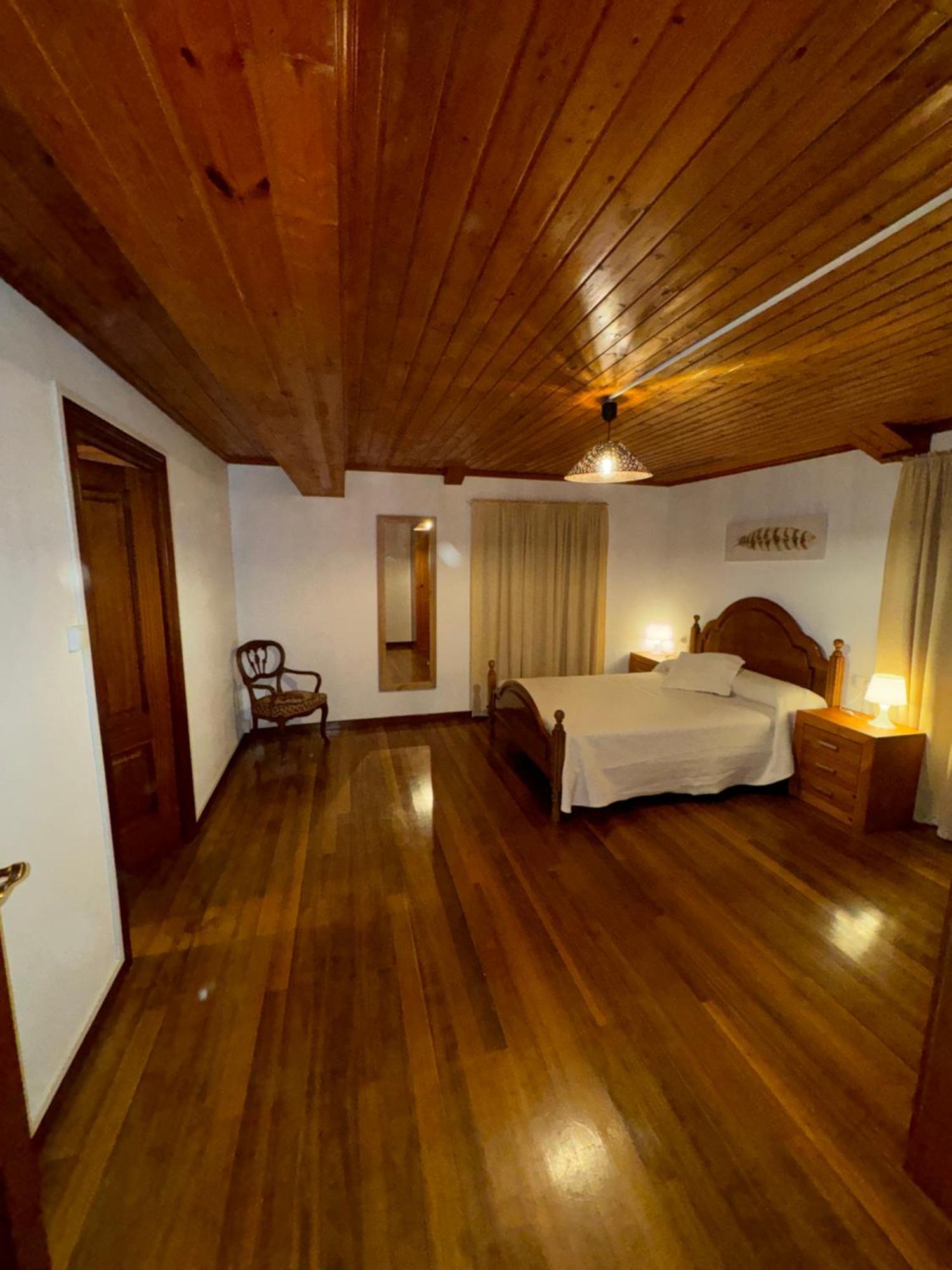 Villa O Cabaleiro à Ortigueira Extérieur photo